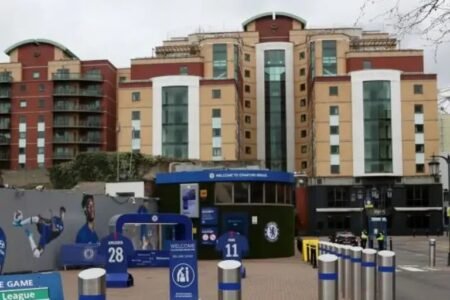 Premier League clear Chelsea hotel sale in complaint with finance rules Chelsea cashed in on their hotels in order to meet Premier League finance rules