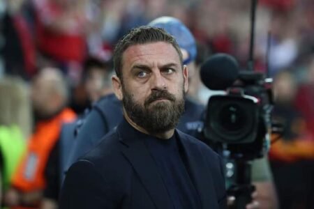 Roma sack De Rossi as head coach