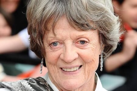 Oscar-winning actress Dame Maggie Smith dies at 89