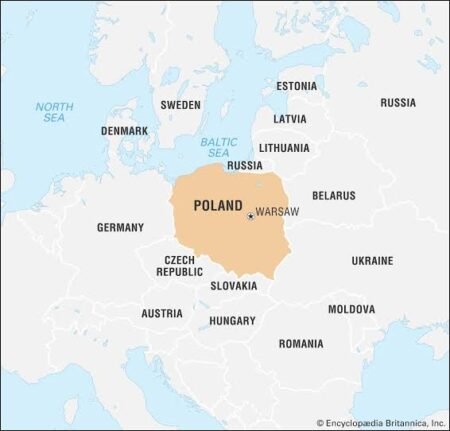 Poland moves to limit asylum right amid border tensions