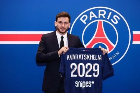 PSG sign Napoli forward Kvaratskhelia until 2029