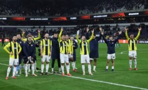 Fenerbahce, Ajax, Roma secure spots in Europa League last 16