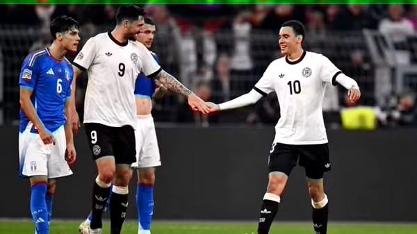 Germany survive Italy scare to reach Nations League semi-finals