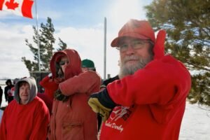 Canadians residents of Elbow, Saskatchewan stand up to Trump's threats Canada