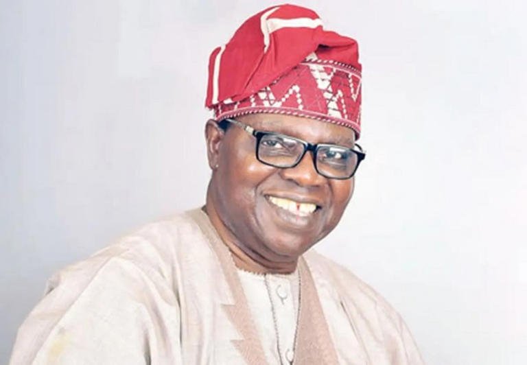 ‘I’m alive,’ Ebenezer Obey debunks death rumour ‘I’m alive,’ Ebenezer Obey debunks death rumour