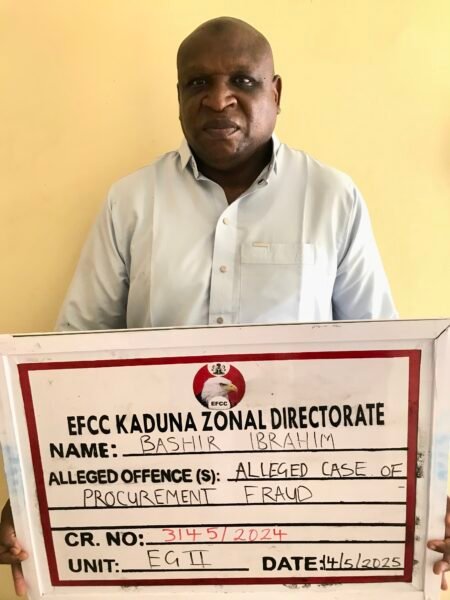 EFCC arrests ex-Kaduna contractor over N30bn fraud EFCC arrests ex-Kaduna contractor over N30bn fraud
