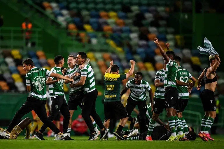 Sporting defend Portuguese title with 2-0 win over Guimarães