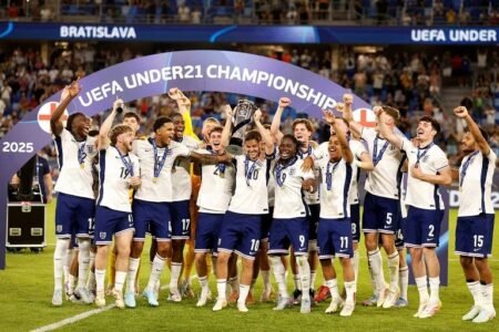 England retain Euro U-21 title