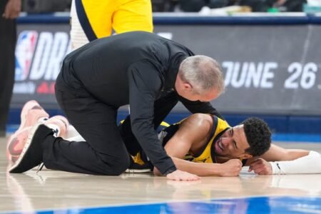 Haliburton goes out injured in Game 7 of NBA Finals Indiana Pacers guard Tyrese Haliburton (0) reacts after suffering an injury during the first quarter against the Oklahoma City Thunder during game seven of the 2025 NBA Finals at Paycom Center. Mandatory Credit: Kyle Terada-Imagn Images