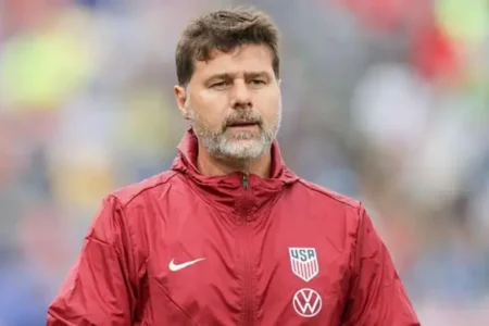 Pochettino says Spurs return 'not realistic'