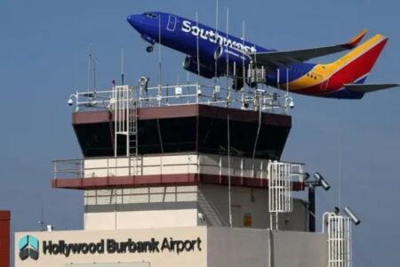 Southwest plane plummets to escape collision with another aircraft
