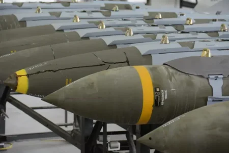 Nigeria acquires $346m US precision bombs, rockets Nigeria acquires $346m US precision bombs, rockets
