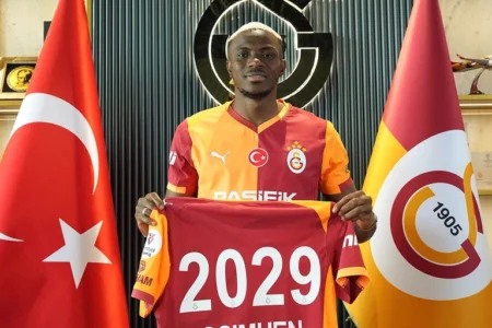 Osimhen’s big sacrifice to join Galatasaray Osimhen joins Galatasaray for Turkish transfer record €75m