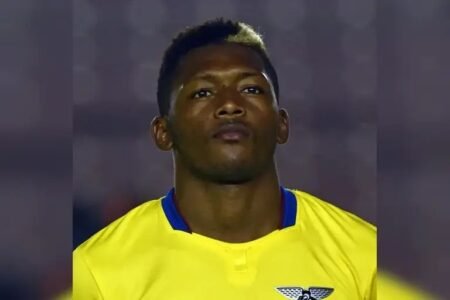 Jonathan Gonzalez, Ecuadoran footballer shot dead by gunmen Jonathan Gonzalez, Ecuadoran footballer shot dead by gunmen