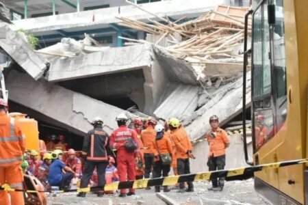 Indonesia school collapse kills many