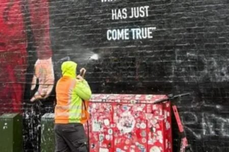 Alexander-Arnold mural vandalised ahead of Liverpool clash
