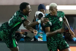 Nigeria reach AFCON last 16 despite Tunisia fightback