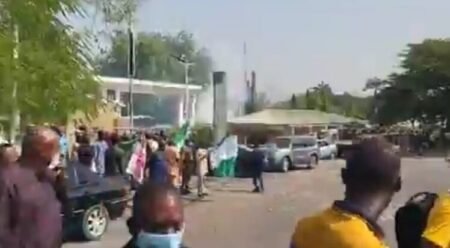 Police tear-gas FCT contractors protesting N5.2bn unpaid debt