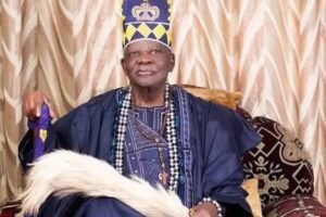 Popular Lagos State monarch, the Akran of Badagry Kingdom, De Wheno Menu-Toyi, has died at age 89.