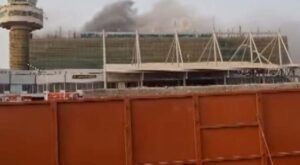 Six injured, 14 trapped in Lagos Int’l airport fire outbreak Six injured, 14 trapped in Lagos Int’l airport fire outbreak