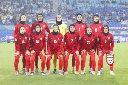 Trump urges Australia to grant asylum to Iran women’s team after anthem protest