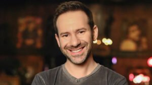 OnlyFans owner Leo Radvinsky dies at 43 after cancer battle Leo Radvinsky, billionaire owner of OnlyFans, who died aged 43 after cancer