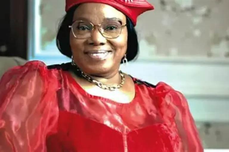 Veteran gospel singer Toun Soetan dies at 73 Veteran gospel singer Toun Soetan dies at 73