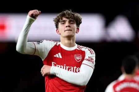 Dowman sets new record as Arsenal defeat Everton 2-0 Dowman