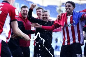 Lincoln promoted to second tier for first time since 1961
