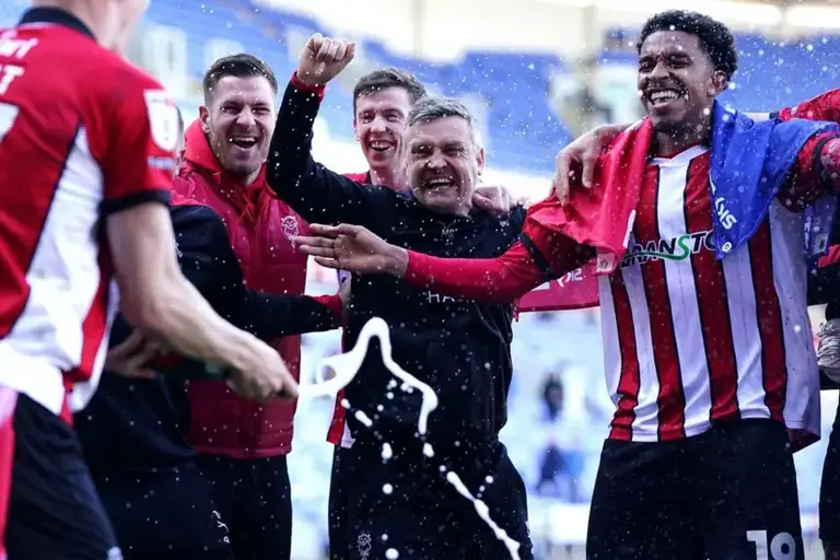 Lincoln promoted to second tier for first time since 1961