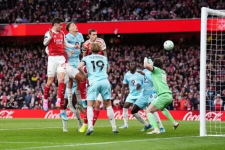 Arsenal three points from Premier League title after Burnley win Arsenal close in on Premier League title after Havertz sinks Burnley