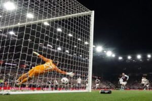 Aston Villa crush Nottingham to reach Europa League final