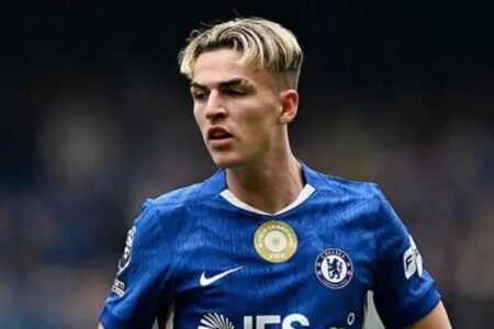Jesse Derry, a teenage Chelsea attacker, was taken to hospital as a precaution after suffering a head injury in the 3-1 Premier League defeat to Nottingham Forest.