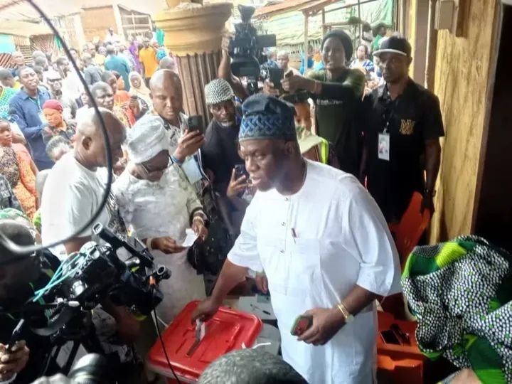 ‘Sad for democracy’ — PDP’s Wole Oluyede alleges voter suppression in Ekiti guber poll PDP governorship candidate Wole Oluyede voting at a polling unit in Ikere, Ekiti State, while speaking with journalists about alleged irregularities during the election.