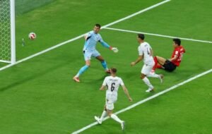 South Korea fight back to beat Czech Republic in World Cup opener South Korea fight back to beat Czech Republic in World Cup opener