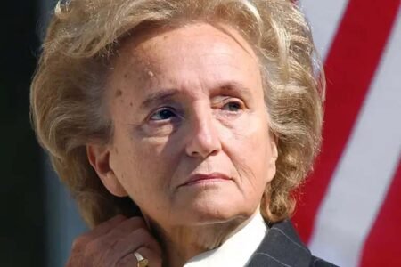 France buries Bernadette Chirac