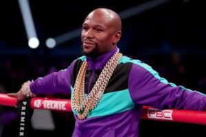 Mayweather faces imprisonment over $200,000 watch cheque