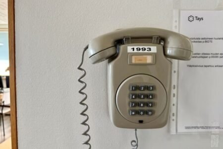 A vintage landline telephone symbolising the end of Finland's fixed-line telephone network after nearly 150 years of service.