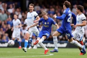 Cole Palmer scores Chelsea fourth goal to hold off Brighton