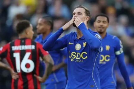 Jordan Henderson celebrates scoring Chelsea's fifth goal