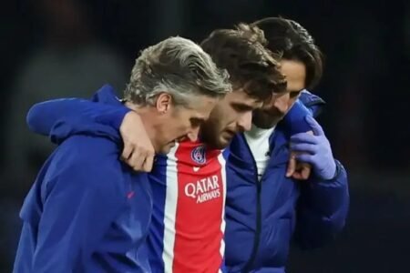 PSG star Kvaratskhelia to have surgery on ruptured ACL