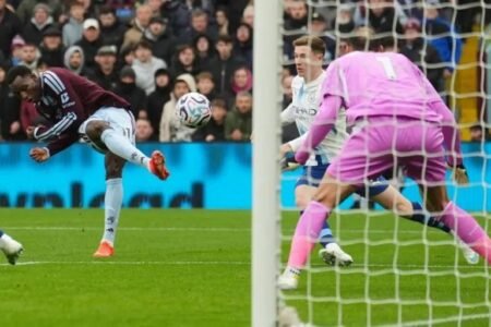 Jackson scores twice as Aston Villa ends City’s perfect EPL start Jackson scores twice as Aston Villa ends City's perfect EPL start