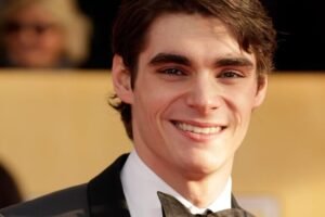 Breaking Bad star RJ Mitte dies at 34
